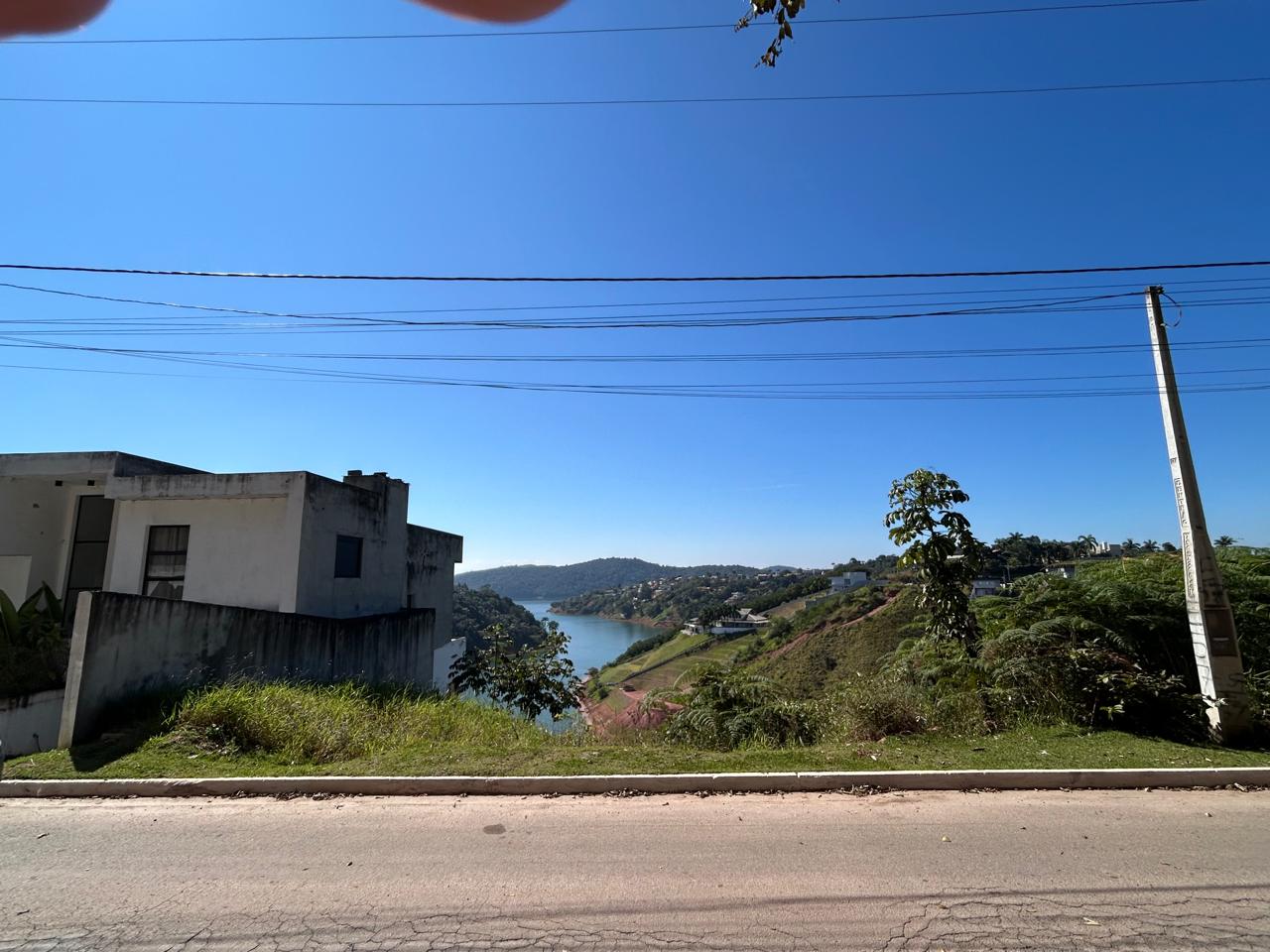 Lote E57 Exclusivo pé na água com acesso direto à represa Condomínio Águas de Igaratá - Imagem 3